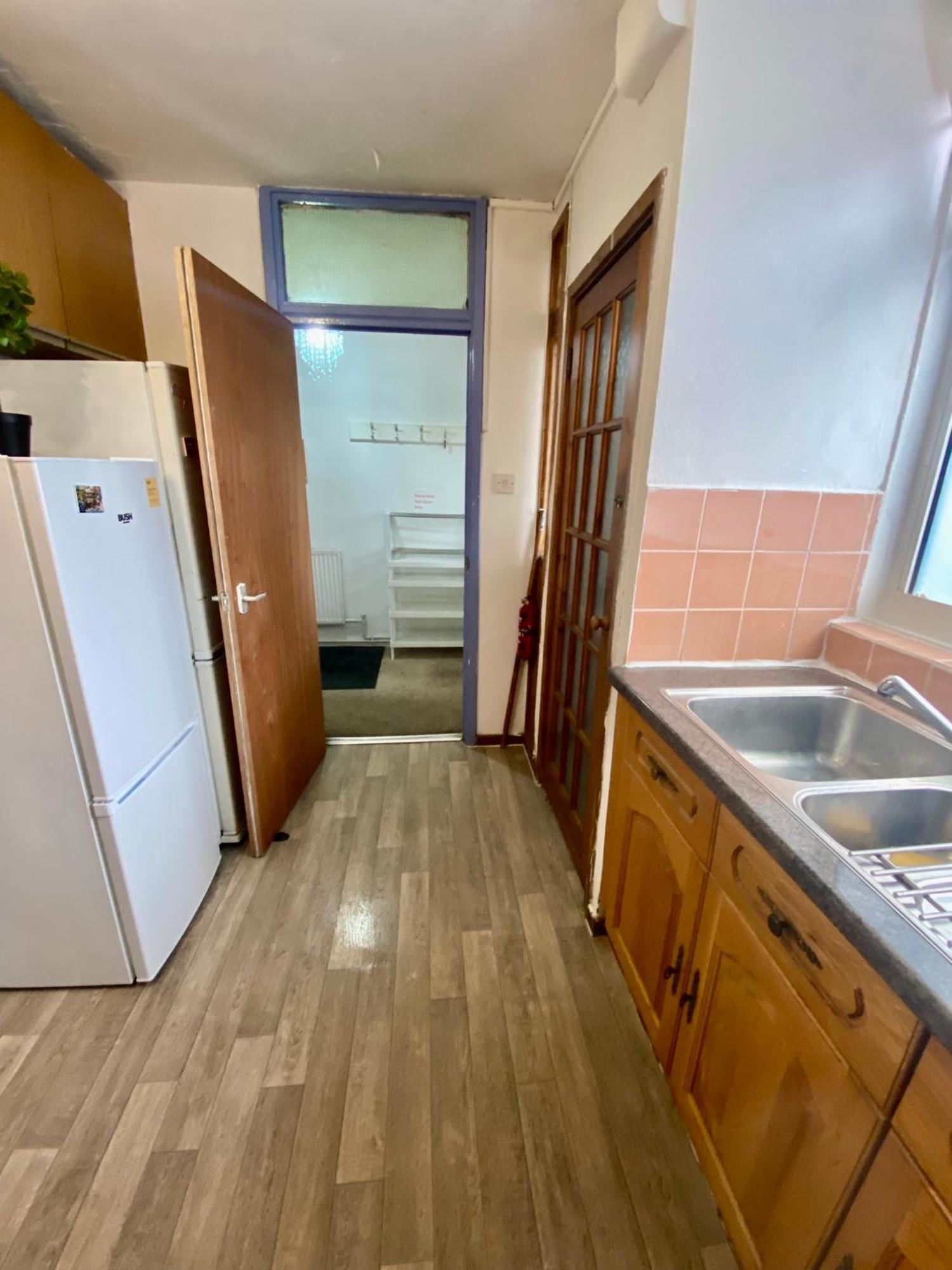 Cosy 3 Bed Apt, Old Truman Brewery! Brick Lane, London, E1 Buitenkant foto