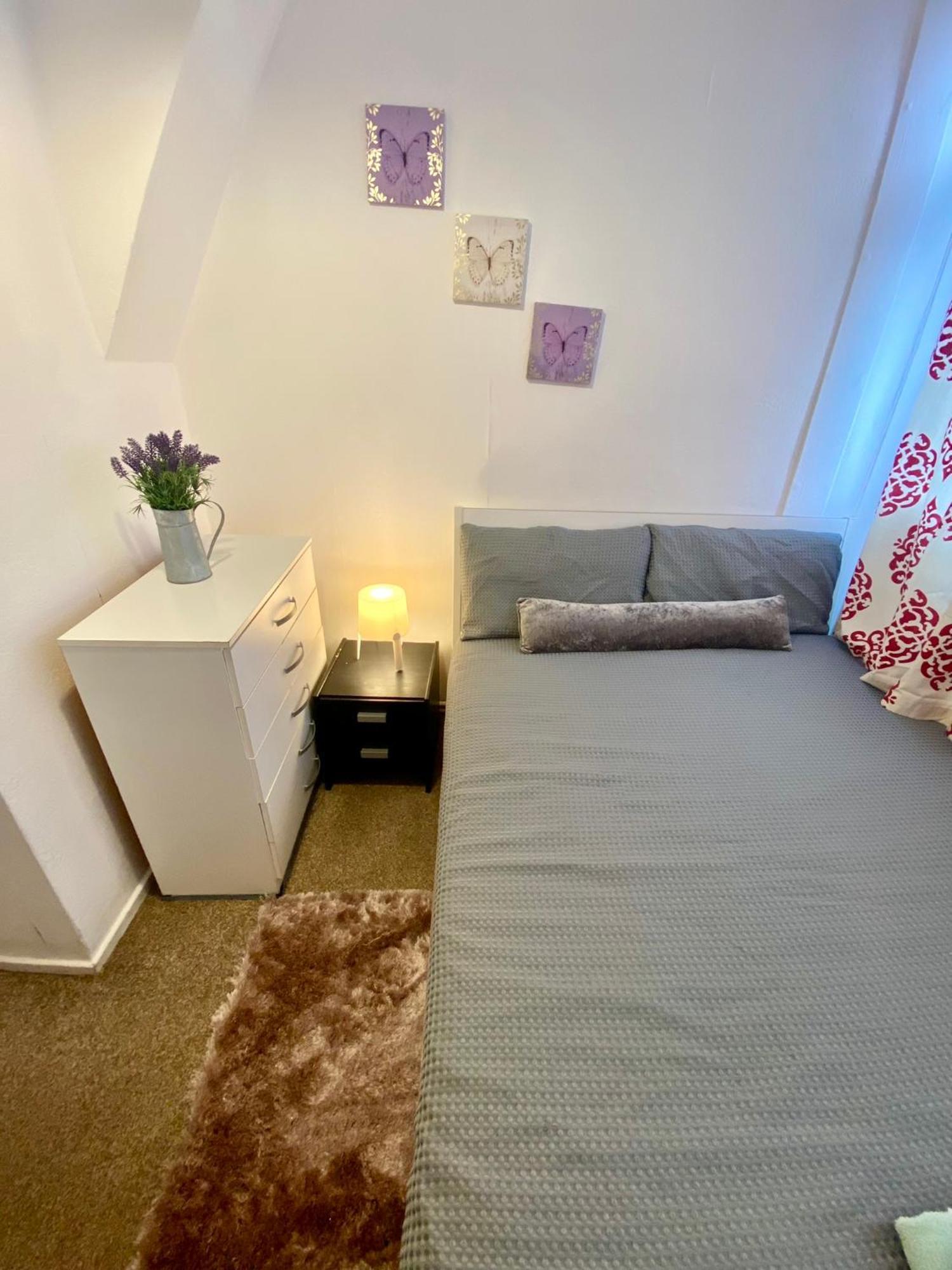 Cosy 3 Bed Apt, Old Truman Brewery! Brick Lane, London, E1 Buitenkant foto