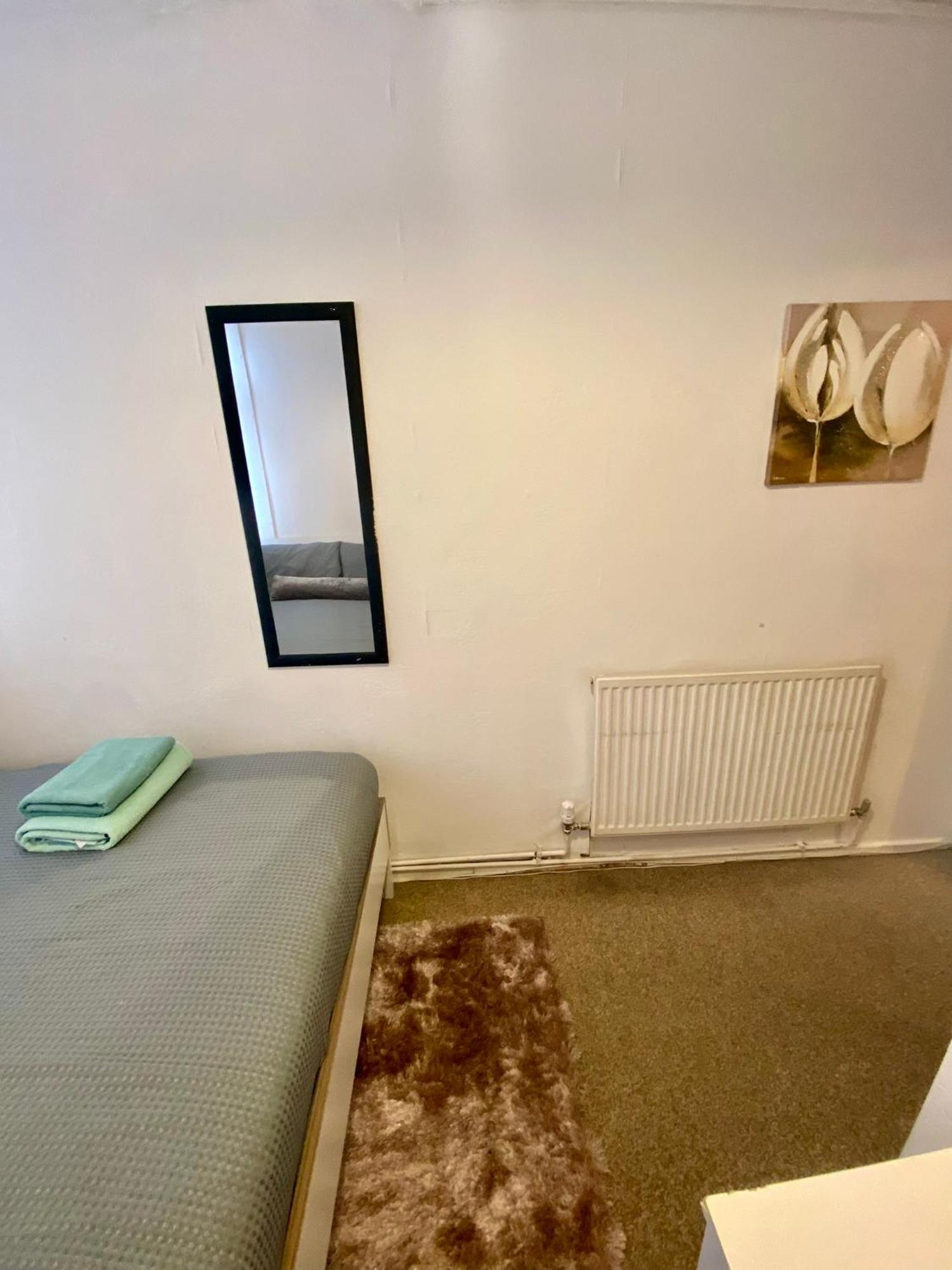 Cosy 3 Bed Apt, Old Truman Brewery! Brick Lane, London, E1 Buitenkant foto